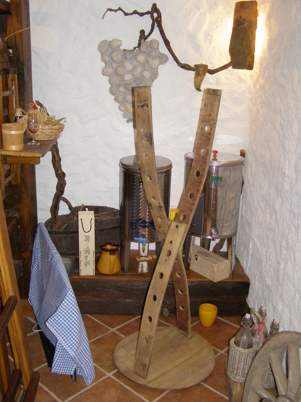 PODSTAVEK Buteljka 1